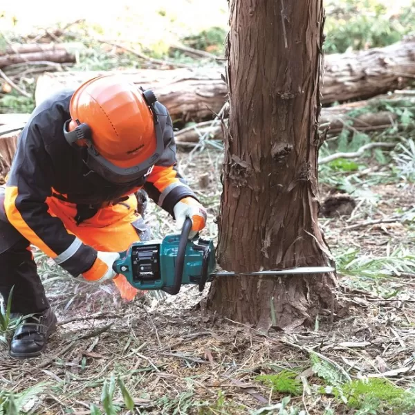 Aku řetězová pila Makita UC022GZ, 350 mm Li-ion XGT 40V, solo