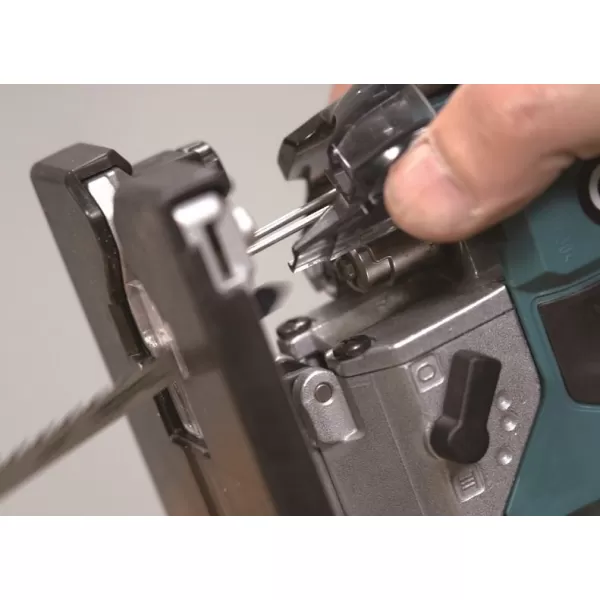 Aku přímočará pila Makita JV002GZ XGT, bez aku