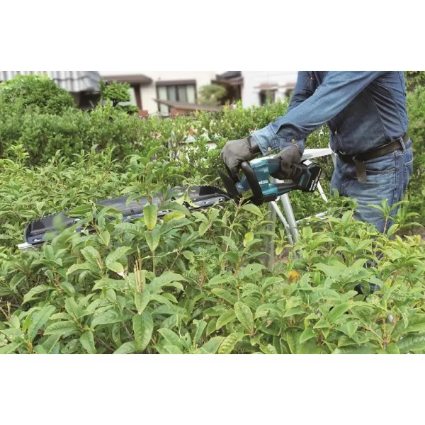 Aku nůžky na živý plot Makita DUH606Z, 600mm Li-ion LXT 18V - solo