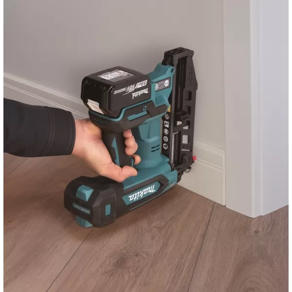 Aku hřebíkovačka Makita DBN601ZJ LXT 18V, bez aku Z