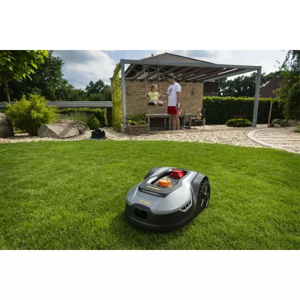 Robotická sekačka RRM 950 APP 900 m2 Riwall s možností ovládání přes WiFi nebo Bluetooth