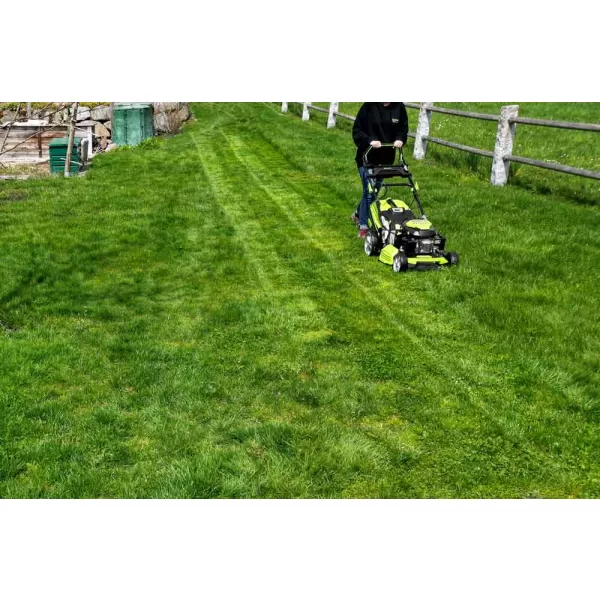 Benzinová sekačka na trávu Zipper ZI-BRM52EST, s pojezdem, elektrický start, 520 mm