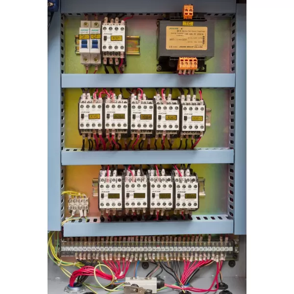 Univerzální frézka na kov Holzmann BF500D_400V