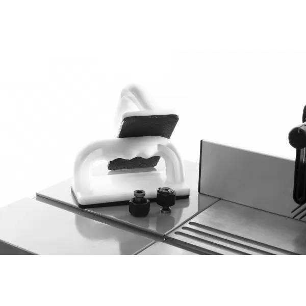 Stolní frézka Holzmann TFM610V_230V