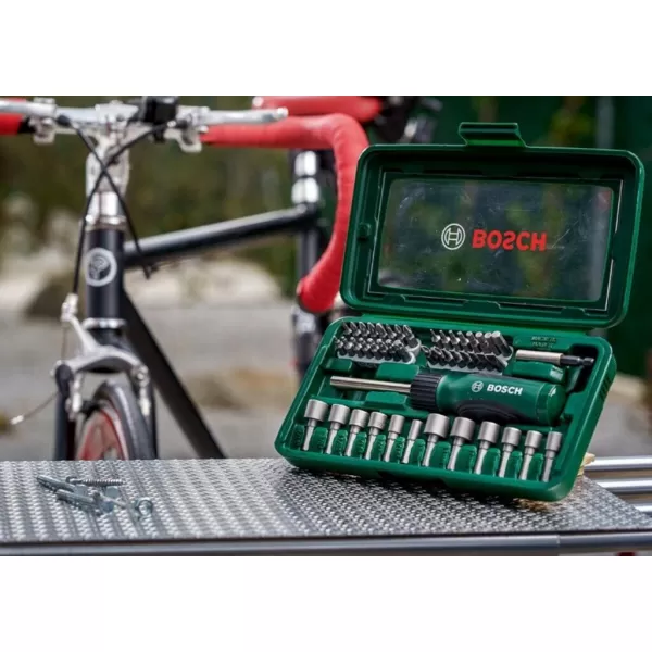 Sada bitů se šroubovákem Bosch 46ks 2607019504