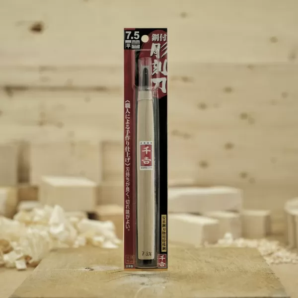 Japonské řezbářské mini-dláto SENKICHI s plochou čepelí - 7,5 mm