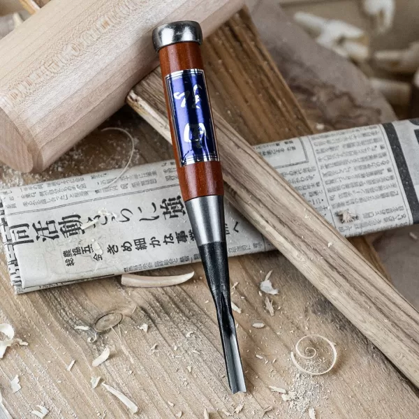 Japonské drážkovací řezbářské dláto YOSHIHIRO Sankaku - 6 mm