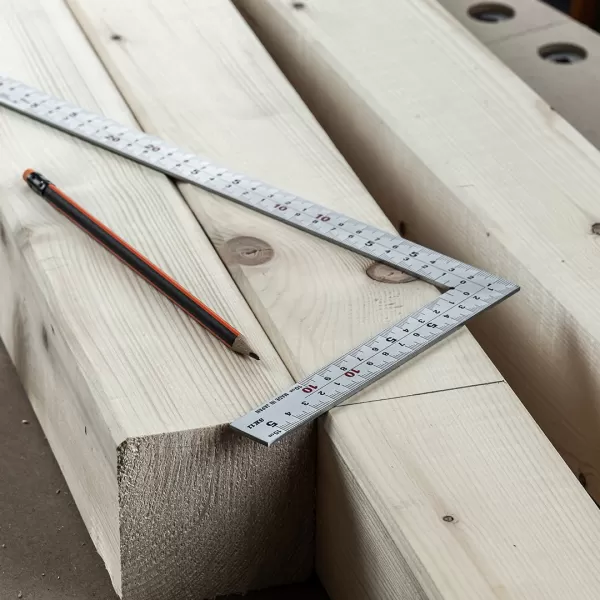 Zámečnický nerezový úhelník SK11 - 300 mm