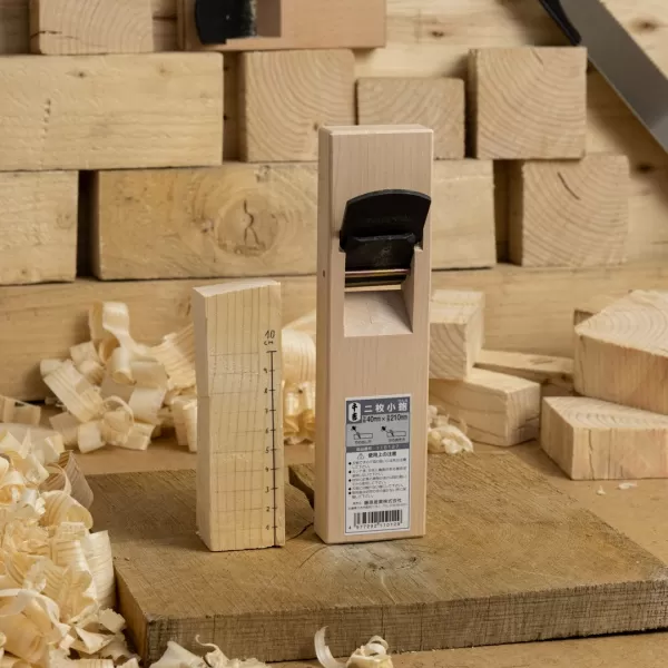 Japonský hoblík na dřevo SENKICHI Mini - 40 x 210 mm