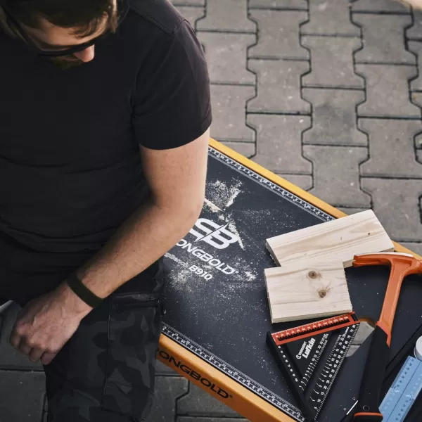 Multifunkční skládací stůl a plošina STRONGBOLD StrongBench B910