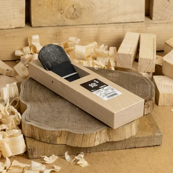 Japonský hoblík na dřevo SENKICHI - 65 mm