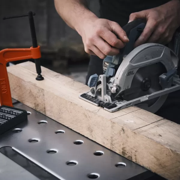 Kovový skládací pracovní stůl CRAFTMAKER SteelBench S110