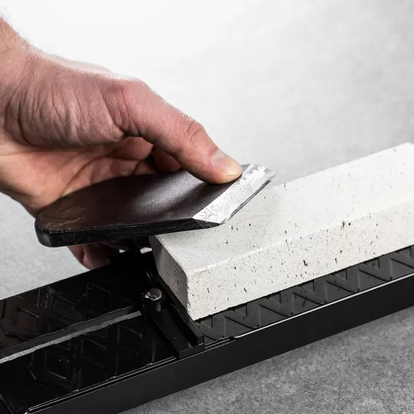 Přírodní malý brusný vodní kámen typ Amakusa - zrnitost 500 až 700