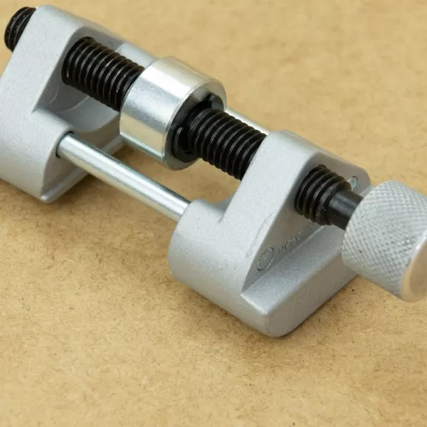 Japonský vodící přípravek SK11 na broušení dlát