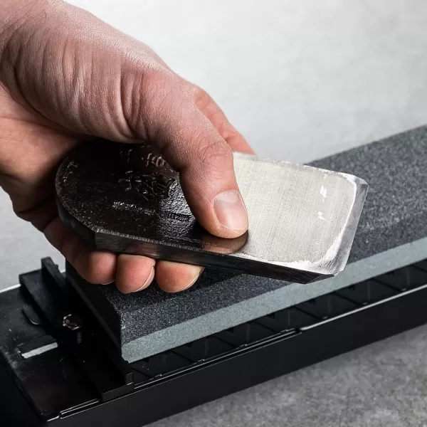 Japonský vodní brusný kámen E-VALUE - zrnitost 120 a 220