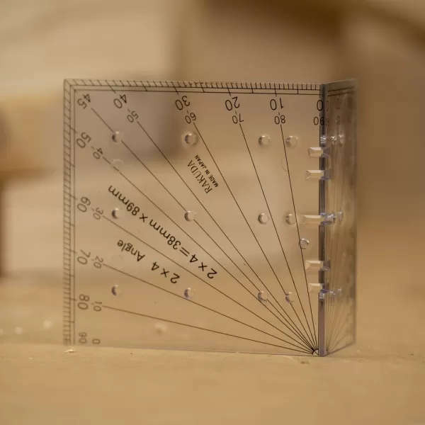 Japonský rohový značící úhloměr RAKUDA