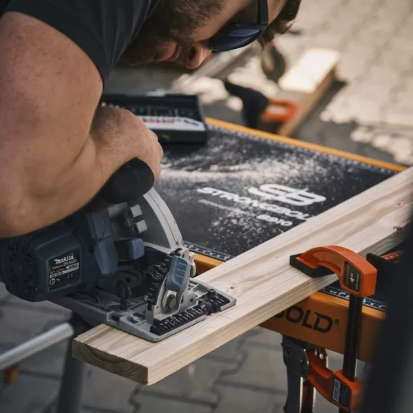 Multifunkční skládací stůl a plošina STRONGBOLD StrongBench B910