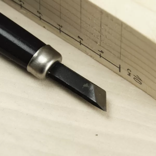 Japonské řezbářské mini-dláto SAKURA Nihon s levo-šikmou čepelí - 7,5 mm