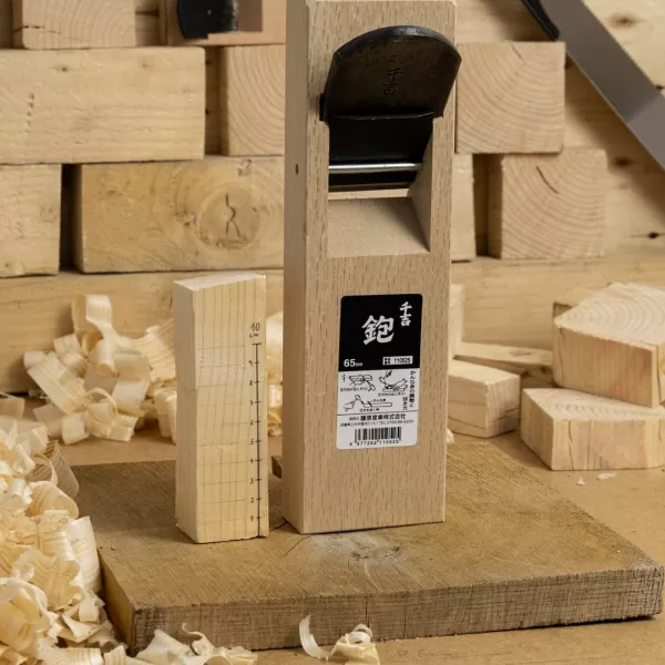 Japonský hoblík na dřevo SENKICHI - 65 mm