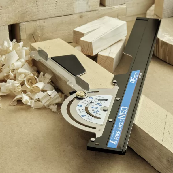 Japonská vodící lišta a úhloměr SHINWA Free-Angle NEO pro kotoučové pily