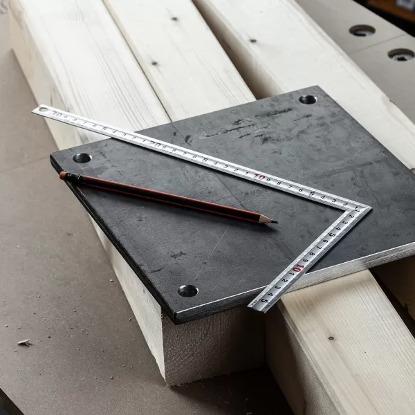 Nerezový úhelník SK11 s podbroušeným středem - 300 mm