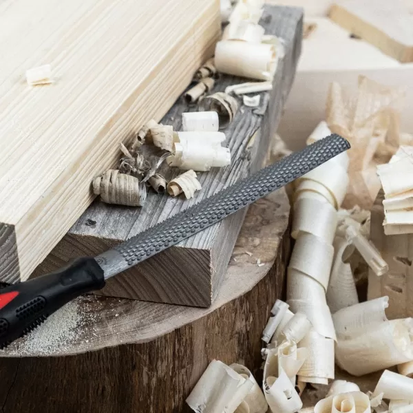 Japonská ruční rašple-pilník SK11-Tsubosan – 200 mm