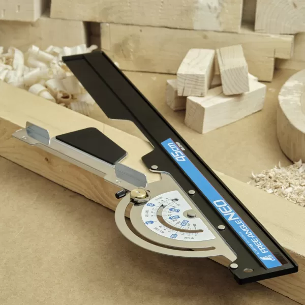 Japonská vodící lišta a úhloměr SHINWA Free-Angle NEO pro kotoučové pily