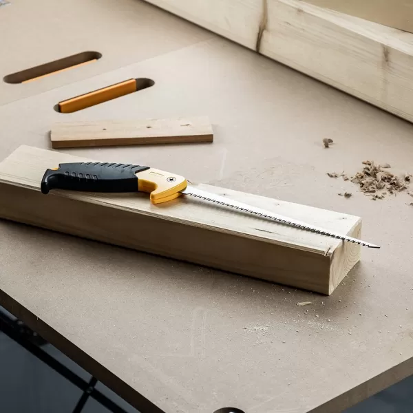 Vyřezávací pilka SK11 pro řezání dřeva a sádrokartonu - 180 mm