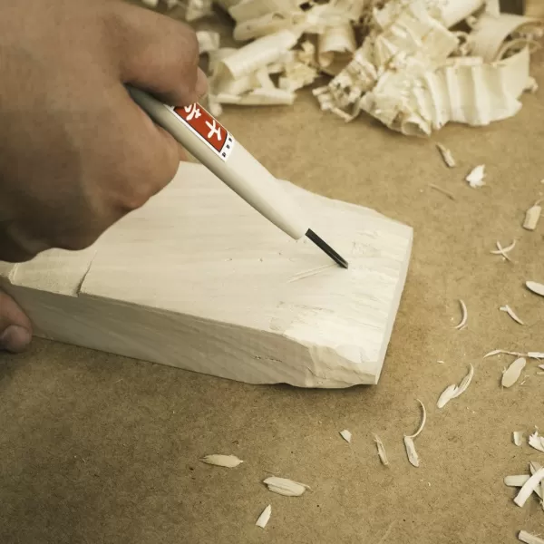 Japonské řezbářské mini-dláto SENKICHI s plochou čepelí - 3 mm