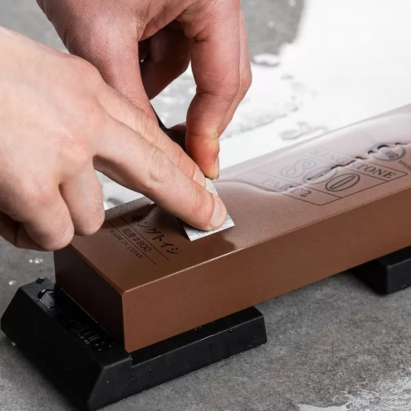 Japonský brusný kámen KING Part 2 - zrnitost 800