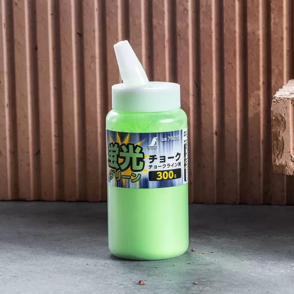 Zelená křídová značkovací barva SHINWA do lajnovačky - 300 g