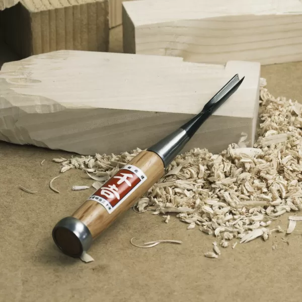 Japonské řezbářské dláto SENKICHI s V čepelí - 6 mm