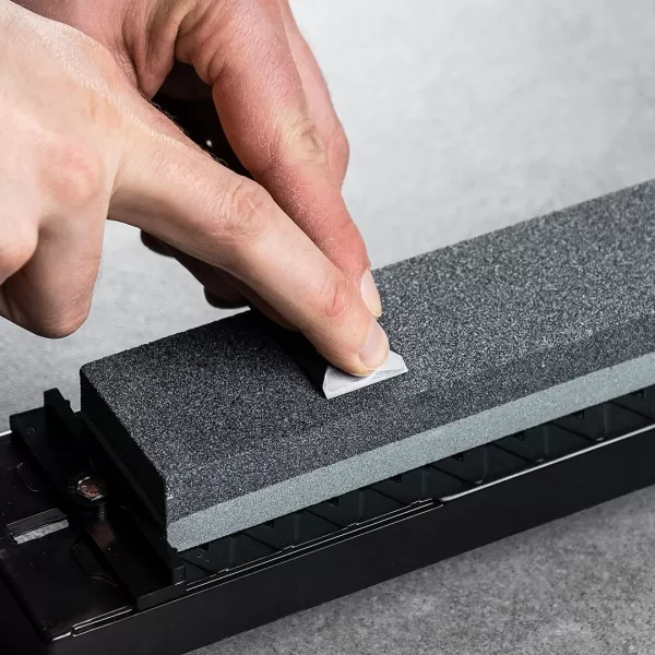 Japonský vodní brusný kámen E-VALUE - zrnitost 120 a 220