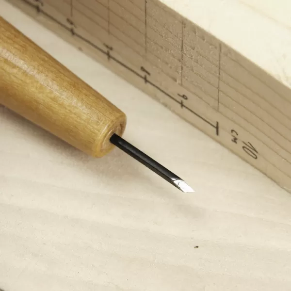 Japonské řezbářské mini-dláto MIKISYO Power Grip se šikmou čepelí - 1,5 mm