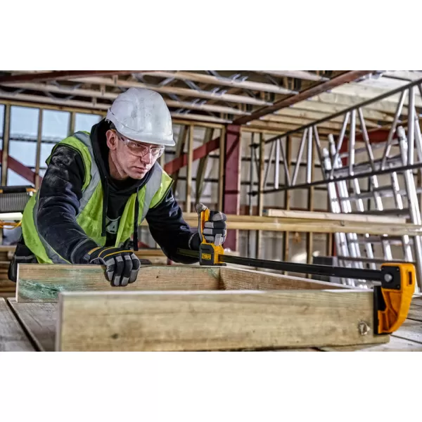 Svěrka extra velká DeWALT DWHT0-83187 900 mm