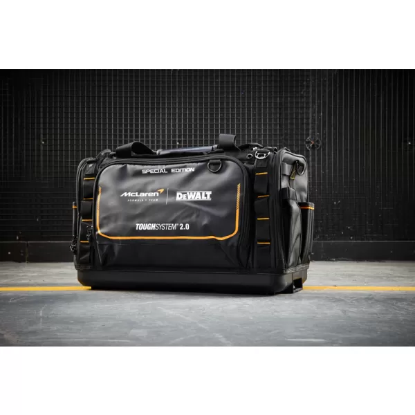 Taška 22" DeWALT DWST83542-1 McLaren toughsystem