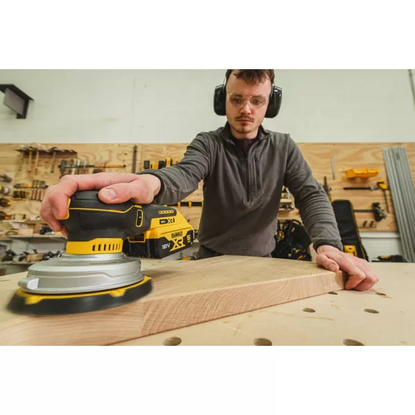 Aku excentrická bruska DeWALT DCW230P2, 150 mm,2x5,0Ah, TSTAK