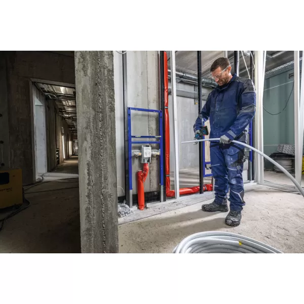 Aku nůžky na plastové trubky Bosch GPC 18V-32P Professional