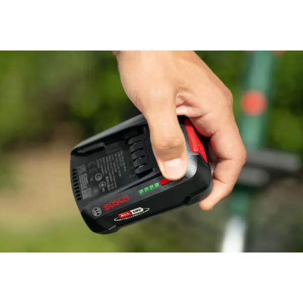 Aku strunová sekačka Bosch UniversalGrassCut 18V-26-500, 1 x aku 18V/2,0Ah