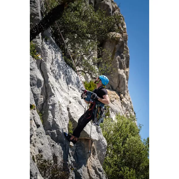 Aku kladivo Bosch GBH 18V-26 F Professional + odsávání GDE, solo