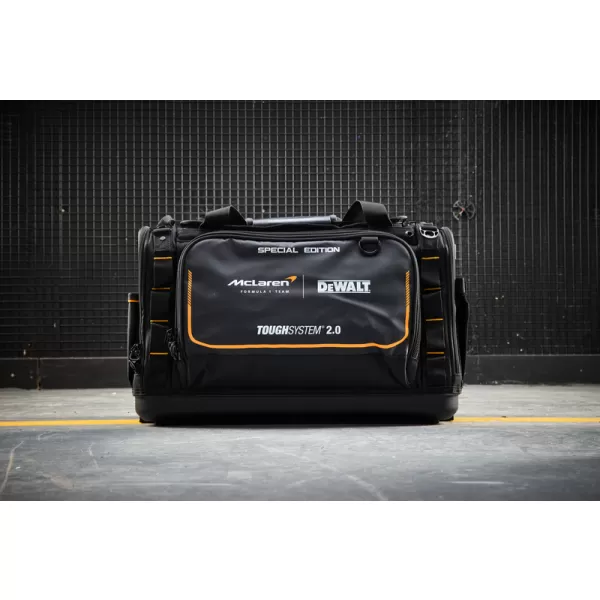 Taška 22" DeWALT DWST83542-1 McLaren toughsystem