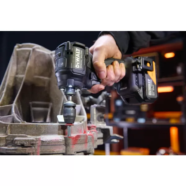 Aku rázový utahovák DeWALT DCF86MP2T McLaren 2 x 5.0 ah