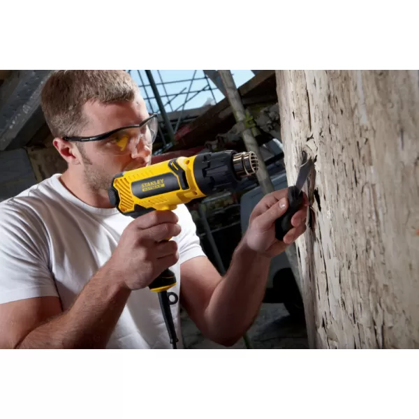 Horkovzdušná pistole 2000 W Stanley FATMAX® FME670K