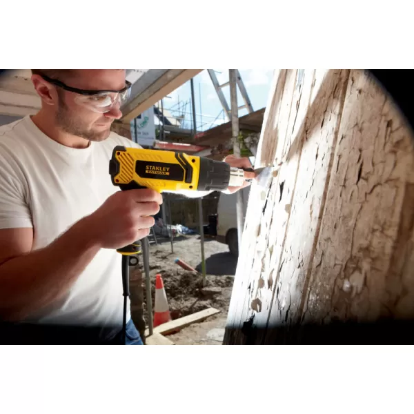 Horkovzdušná pistole 2000 W Stanley FATMAX® FME670K