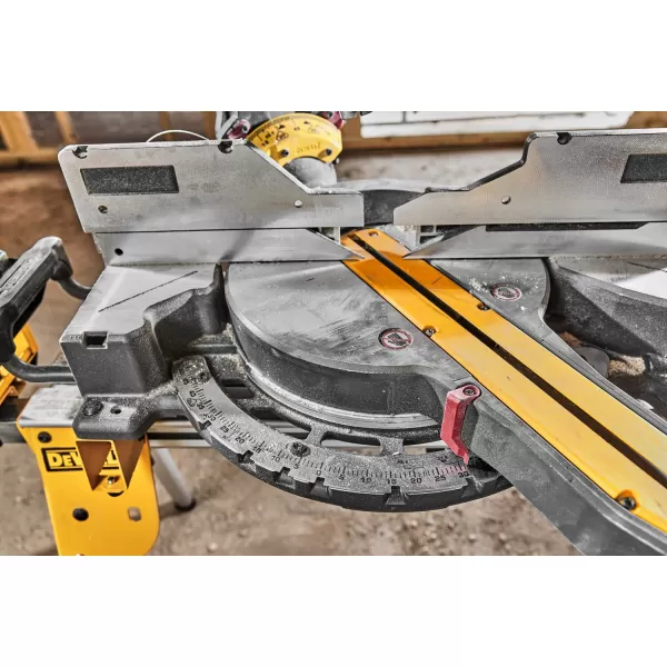 Aku pokosová pila DeWALT DCS781X2, 54V FLEXVOLT, 305mm