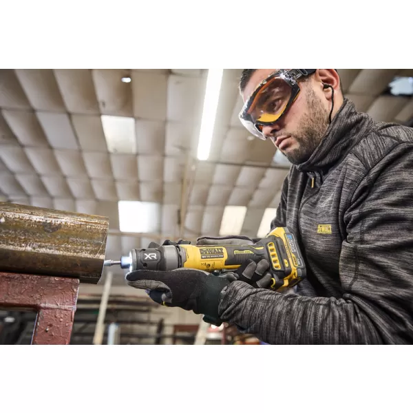 Bruska přímá aku Dewalt DCG420N
