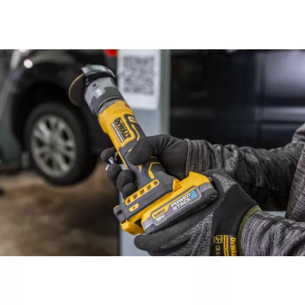 Aku přímá řezačka Dewalt DCG430N