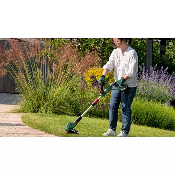 Aku strunová sekačka Bosch UniversalGrassCut 18V-26-500, bez akumulátoru