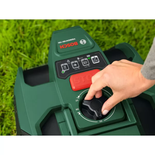 Robotická sekačka na trávu Bosch VISIMOW 18V-100, 06018E1001, solo