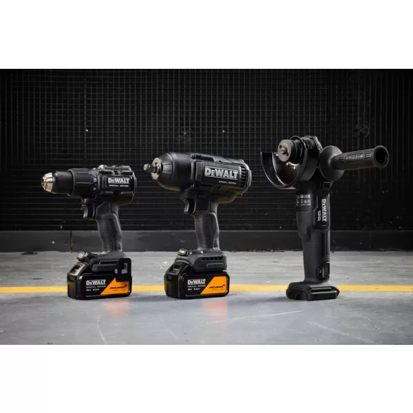 Kombo sada DeWALT DCK3222MP2T McLaren DCD86M + DCG45M + DCF99M 2 x 5 ah